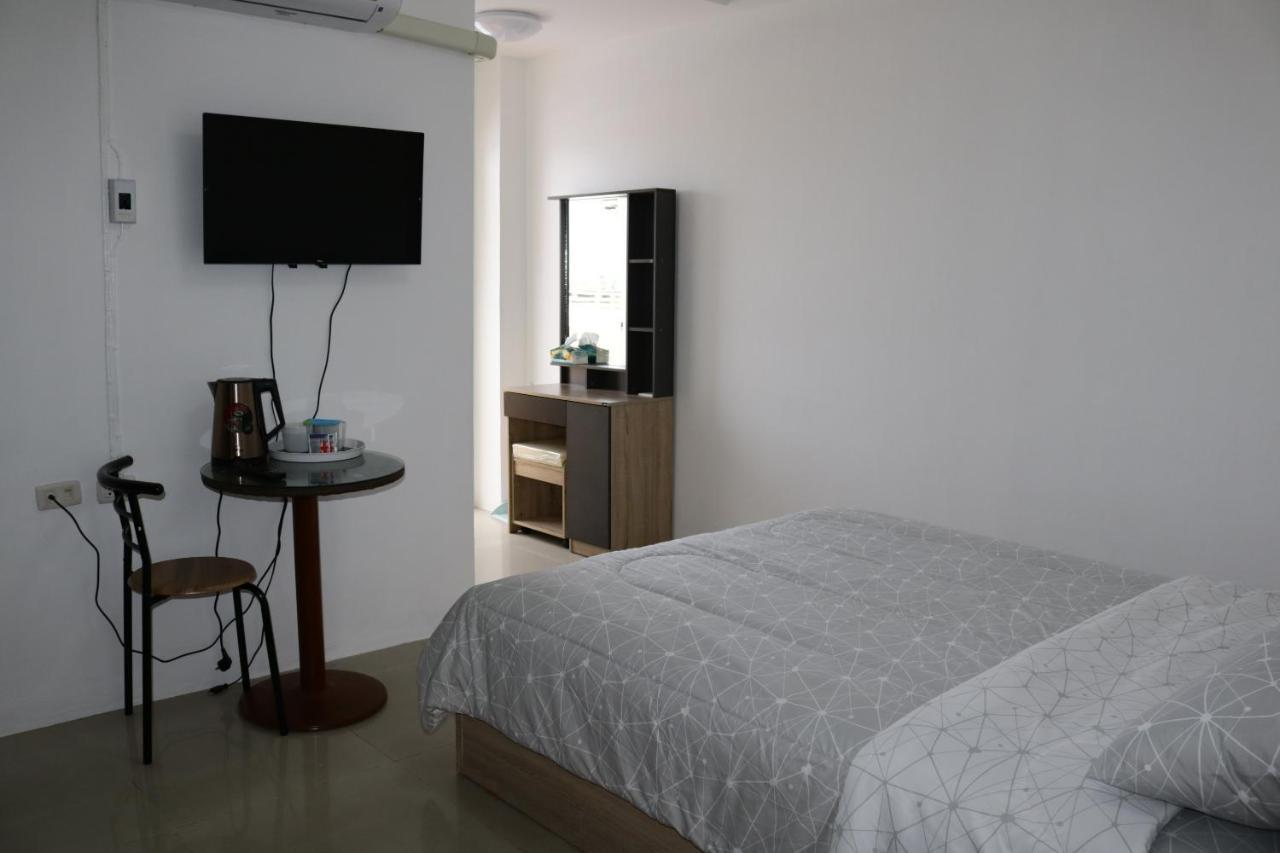 Cafe Nana Hotel Nong Prue Экстерьер фото