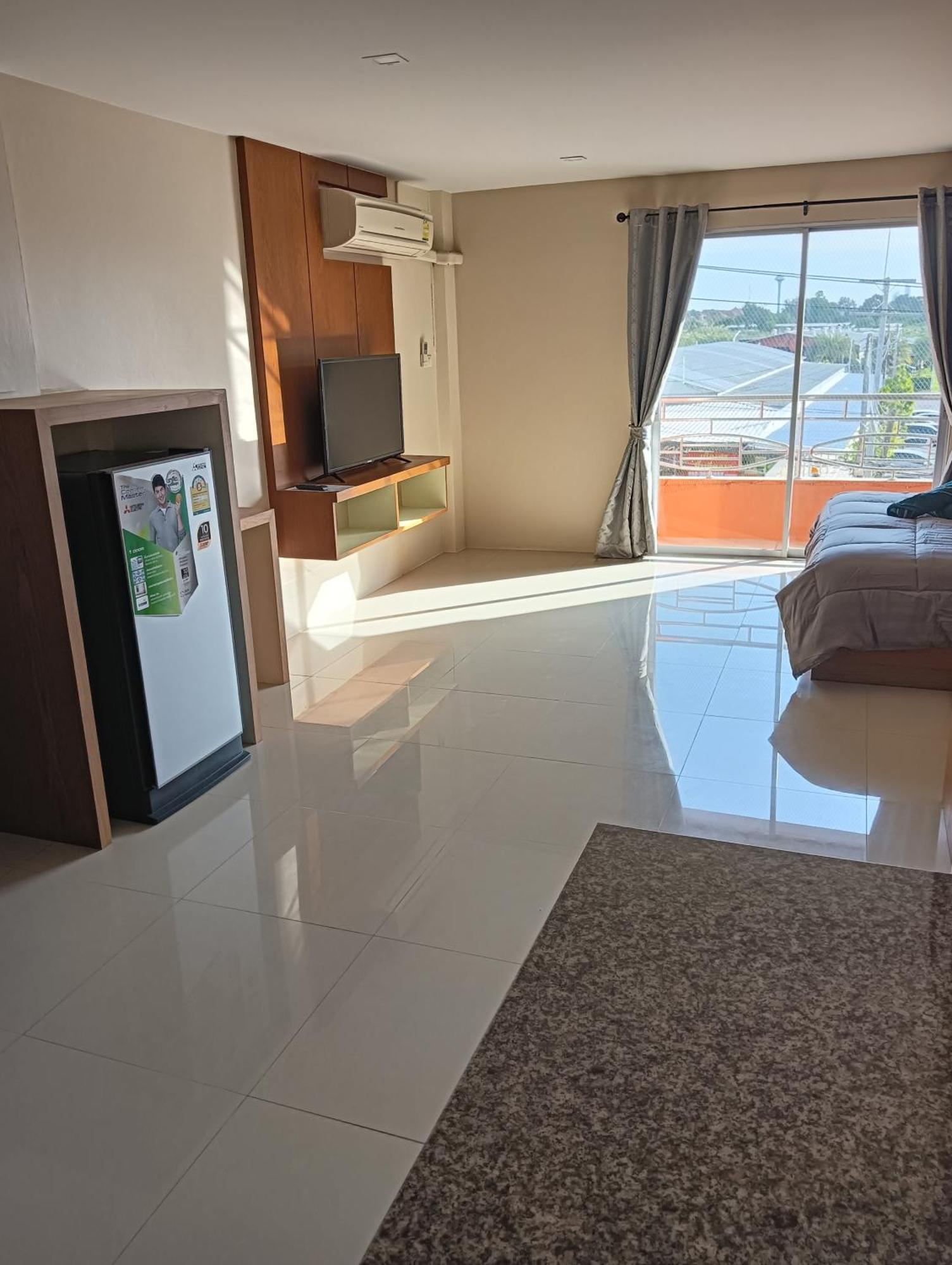 Cafe Nana Hotel Nong Prue Экстерьер фото